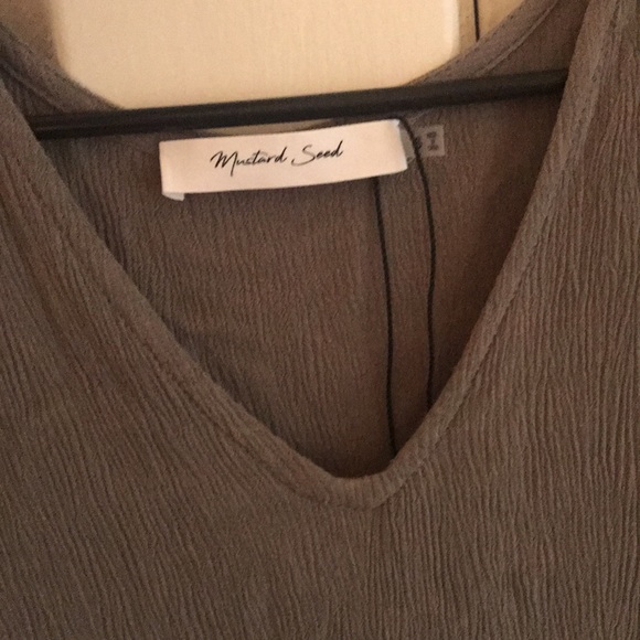 NWT Vici Be Different High Low Top - Picture 6 of 6